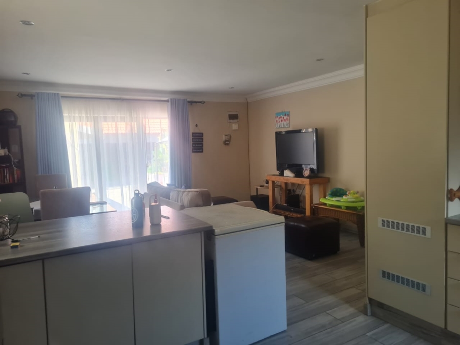To Let 2 Bedroom Property for Rent in Kibler Park Gauteng
