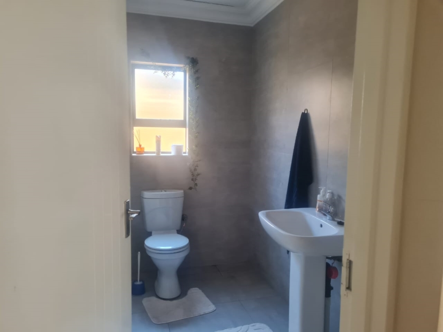 To Let 2 Bedroom Property for Rent in Kibler Park Gauteng