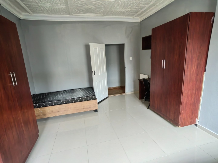12 Bedroom Property for Sale in Brixton Gauteng