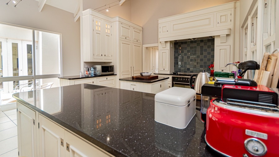  Bedroom Property for Sale in Midstream Estate Gauteng