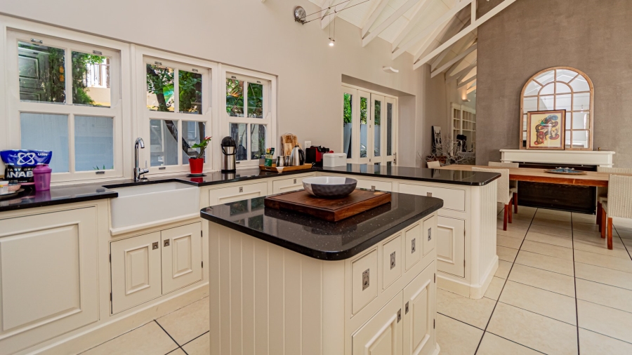  Bedroom Property for Sale in Midstream Estate Gauteng