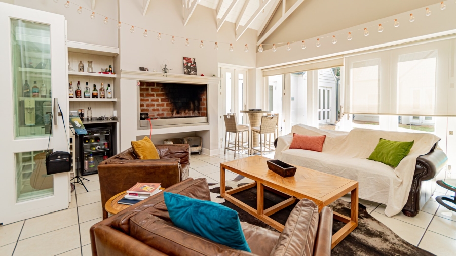  Bedroom Property for Sale in Midstream Estate Gauteng