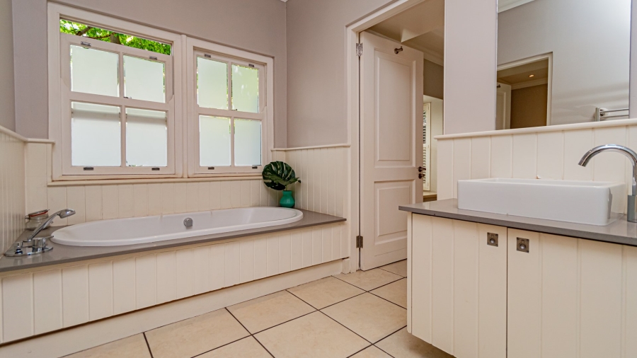  Bedroom Property for Sale in Midstream Estate Gauteng