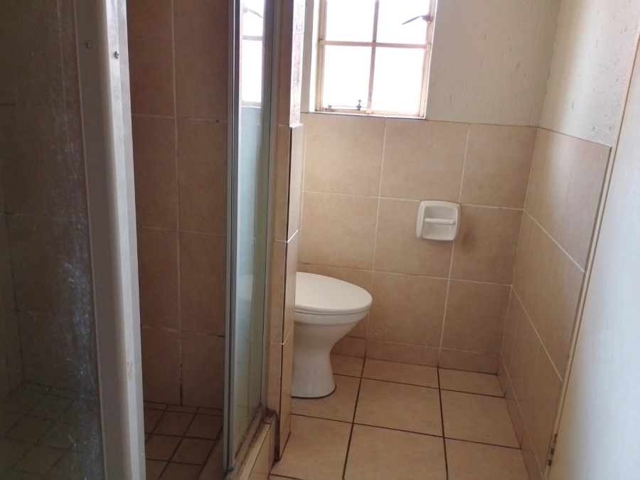 2 Bedroom Property for Sale in Comet Gauteng