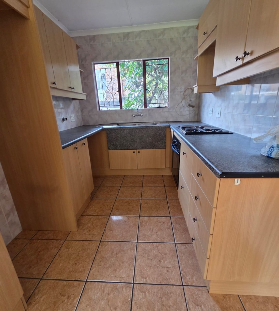 To Let 3 Bedroom Property for Rent in Halfway Gardens Gauteng