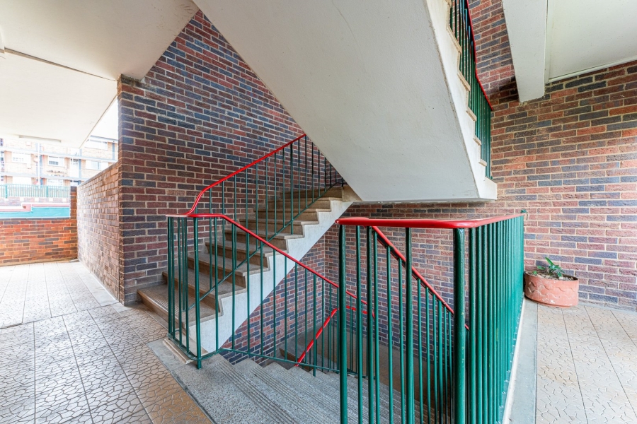 1 Bedroom Property for Sale in Florida Gauteng