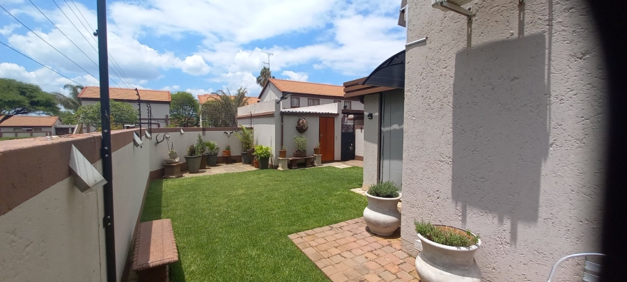 2 Bedroom Property for Sale in Annlin Gauteng