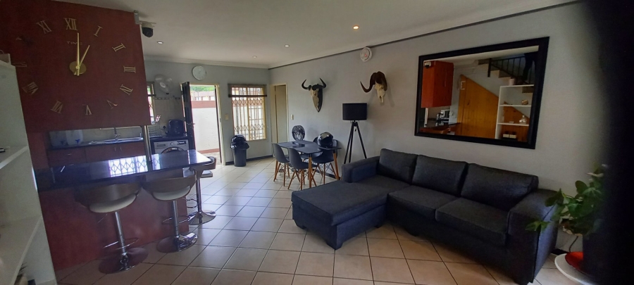 2 Bedroom Property for Sale in Annlin Gauteng
