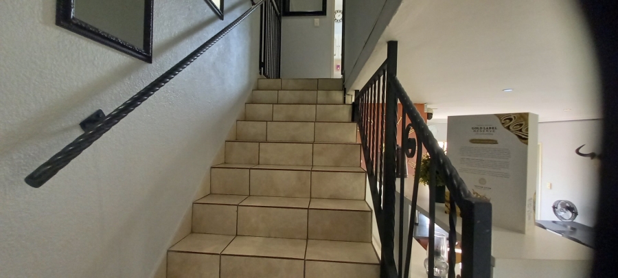 2 Bedroom Property for Sale in Annlin Gauteng