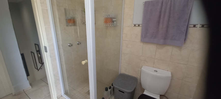 2 Bedroom Property for Sale in Annlin Gauteng