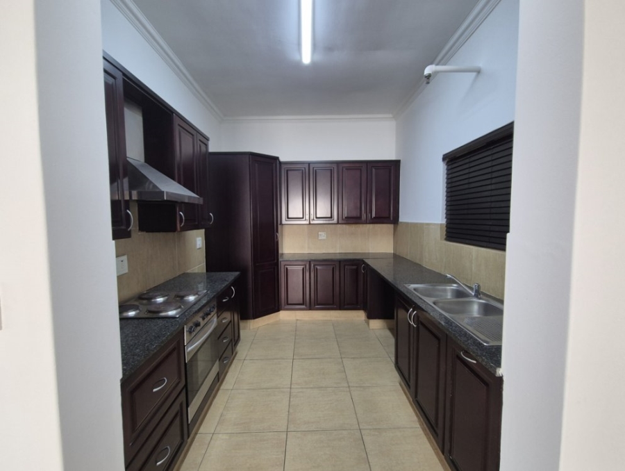 2 Bedroom Property for Sale in Greenstone Hill Gauteng