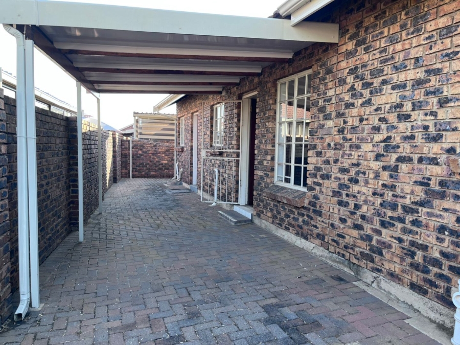 1 Bedroom Property for Sale in Vereeniging Gauteng