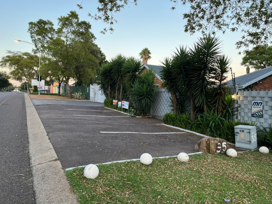 3 Bedroom Property for Sale in Rooihuiskraal Gauteng