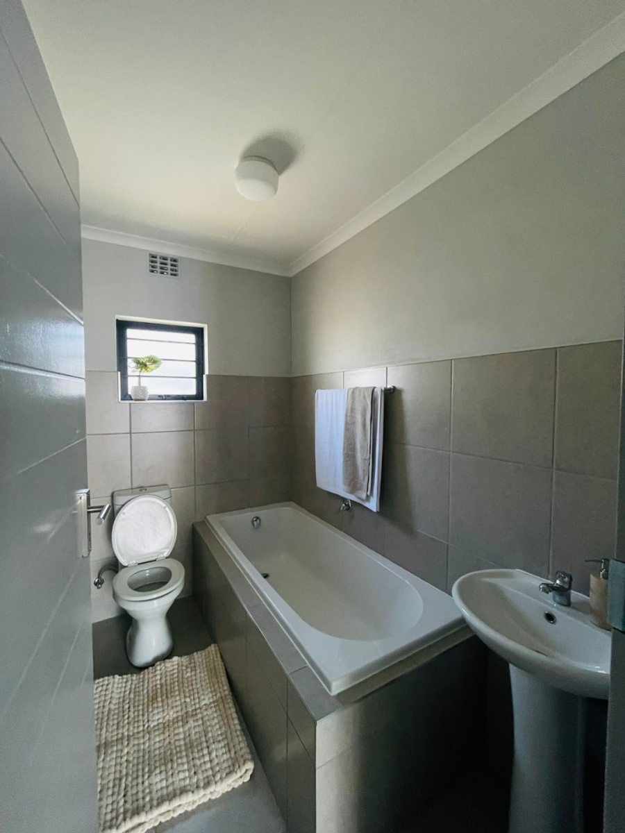 3 Bedroom Property for Sale in Sky City Gauteng
