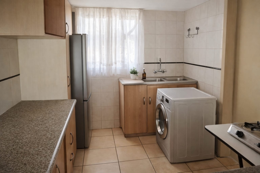2 Bedroom Property for Sale in Vanderbijlpark CW 3 Gauteng