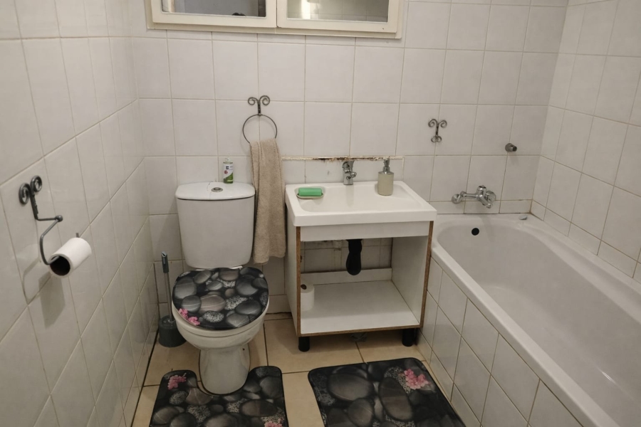 2 Bedroom Property for Sale in Vanderbijlpark CW 3 Gauteng