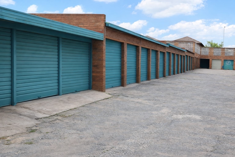 2 Bedroom Property for Sale in Vanderbijlpark CW 3 Gauteng