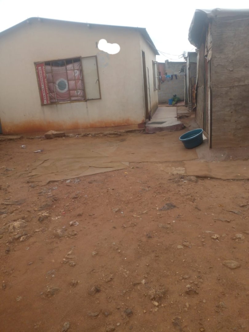 2 Bedroom Property for Sale in Tembisa Central Gauteng