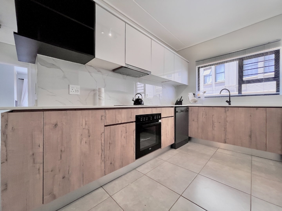 To Let 3 Bedroom Property for Rent in Waterfall Gauteng