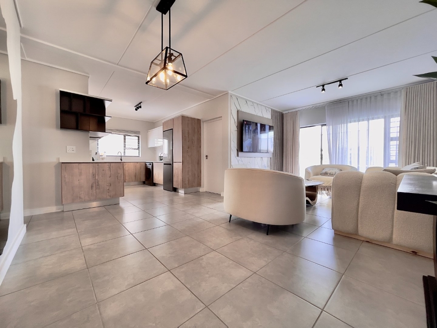 To Let 3 Bedroom Property for Rent in Waterfall Gauteng