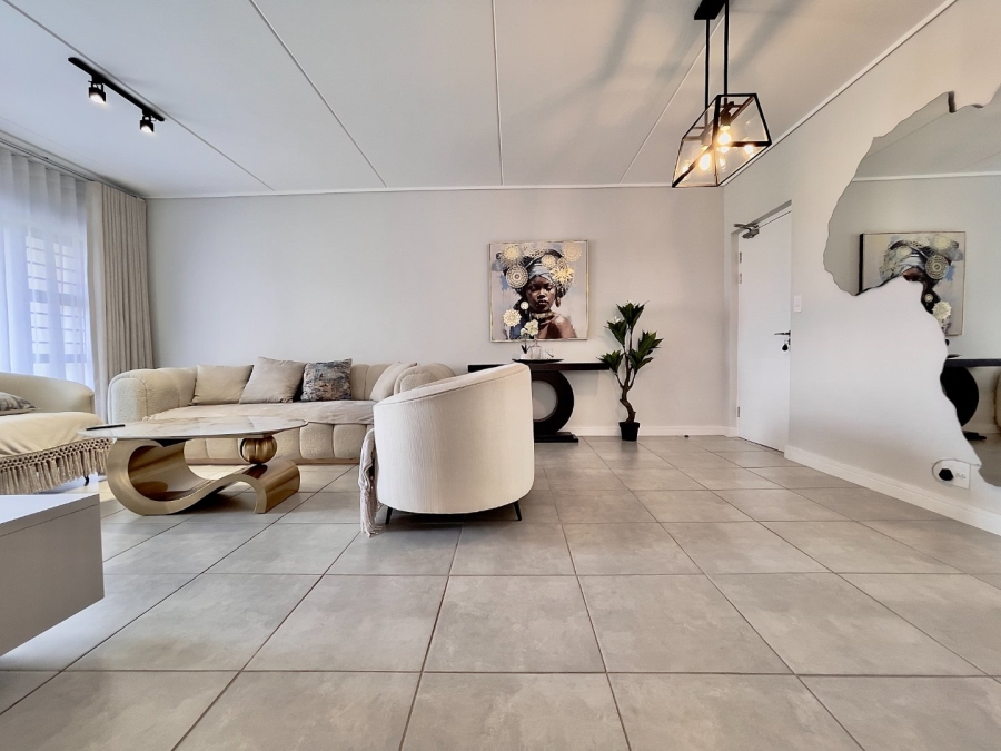 To Let 3 Bedroom Property for Rent in Waterfall Gauteng