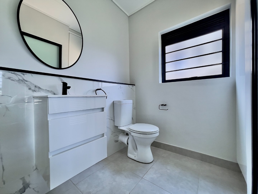 To Let 3 Bedroom Property for Rent in Waterfall Gauteng