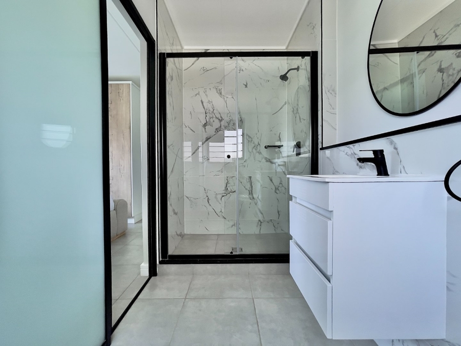 To Let 3 Bedroom Property for Rent in Waterfall Gauteng