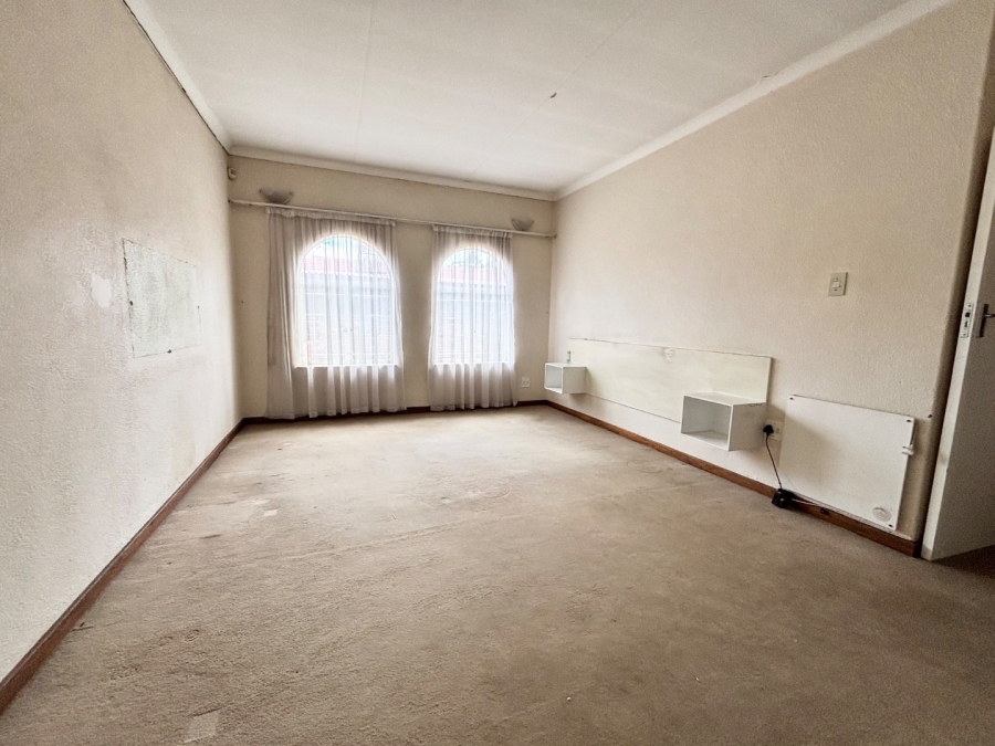  Bedroom Property for Sale in Masada Gauteng