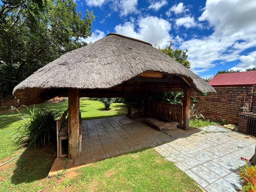  Bedroom Property for Sale in Masada Gauteng