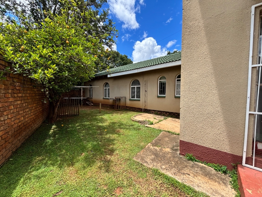  Bedroom Property for Sale in Masada Gauteng