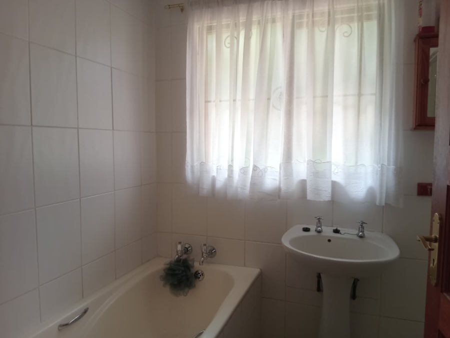 3 Bedroom Property for Sale in Noordheuwel Gauteng