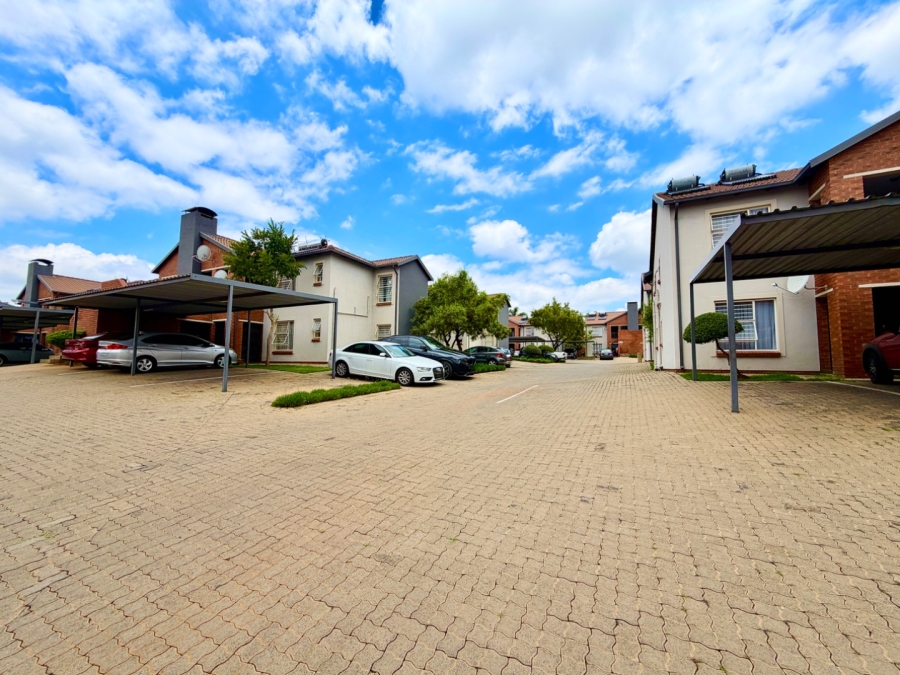 2 Bedroom Property for Sale in Terenure Gauteng