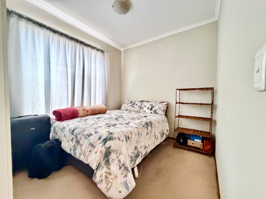 2 Bedroom Property for Sale in Terenure Gauteng