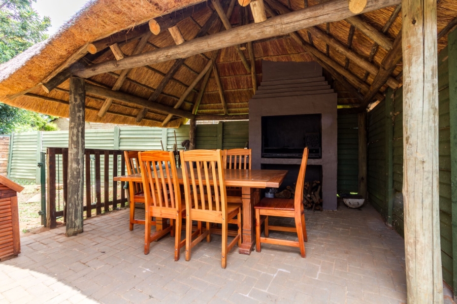 3 Bedroom Property for Sale in Die Wilgers Gauteng