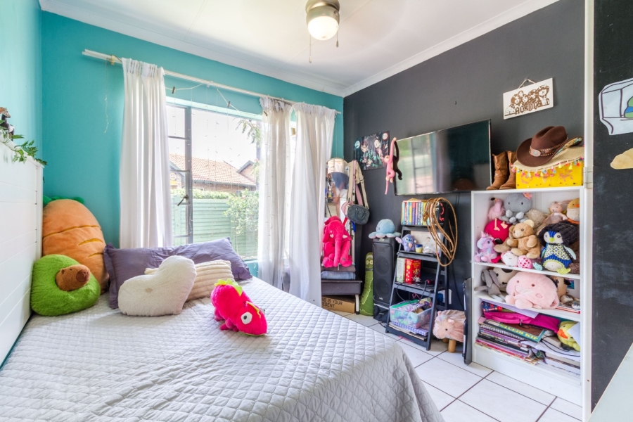 3 Bedroom Property for Sale in Die Wilgers Gauteng