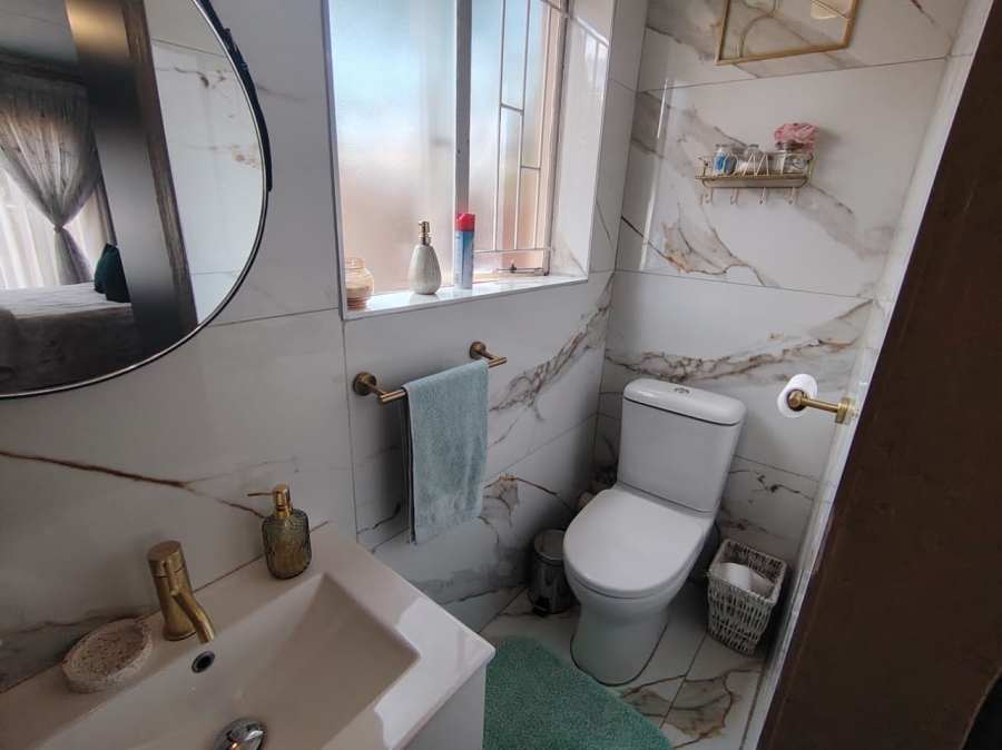 3 Bedroom Property for Sale in Heuwelsig Estate Gauteng