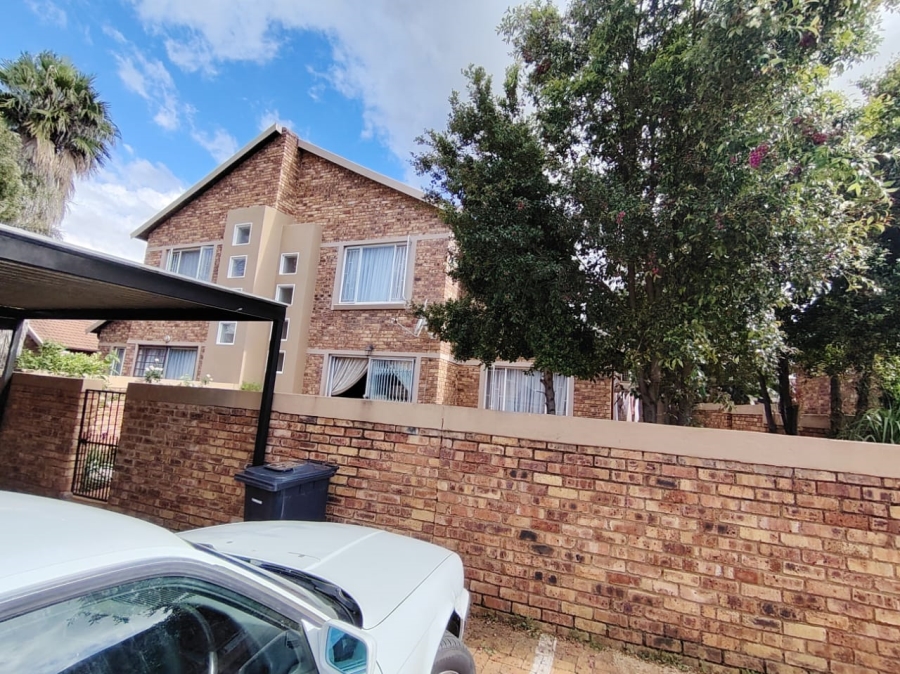 3 Bedroom Property for Sale in Heuwelsig Estate Gauteng