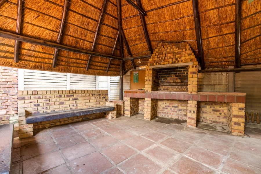  Bedroom Property for Sale in Die Wilgers Gauteng