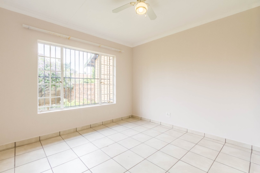  Bedroom Property for Sale in Die Wilgers Gauteng