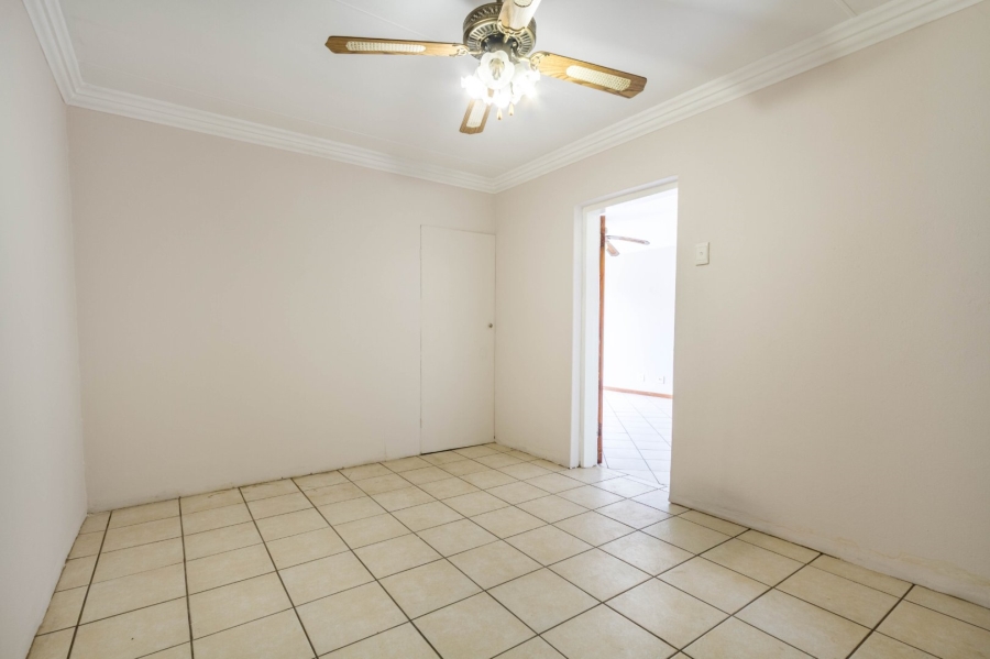  Bedroom Property for Sale in Die Wilgers Gauteng