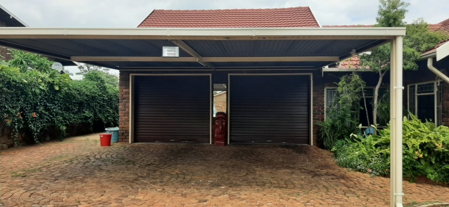 3 Bedroom Property for Sale in Theresa Park Gauteng