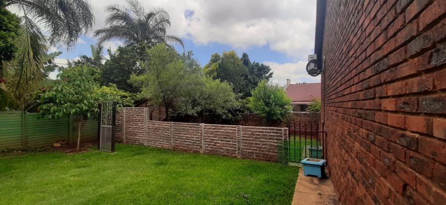 3 Bedroom Property for Sale in Theresa Park Gauteng