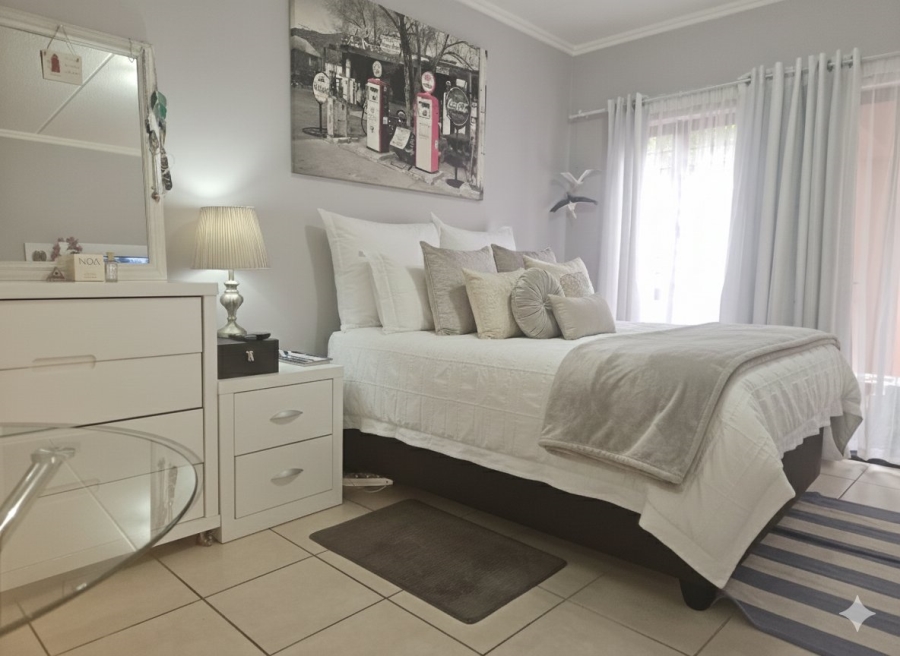 1 Bedroom Property for Sale in Lonehill Gauteng