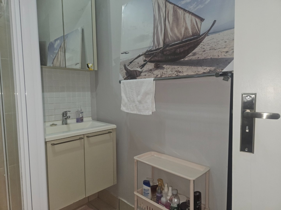 1 Bedroom Property for Sale in Lonehill Gauteng