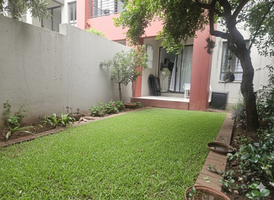 1 Bedroom Property for Sale in Lonehill Gauteng