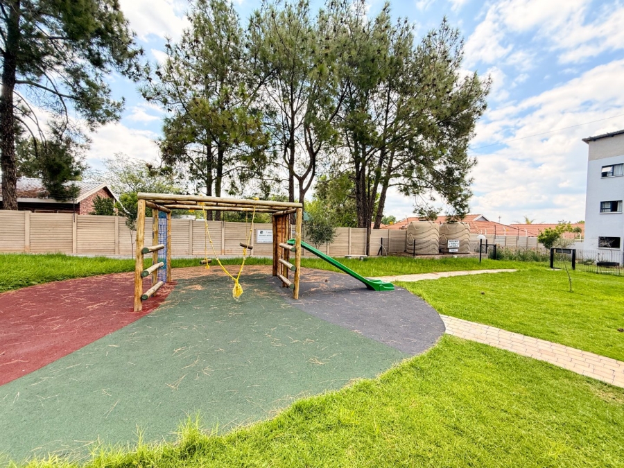 To Let 2 Bedroom Property for Rent in Montana Gauteng