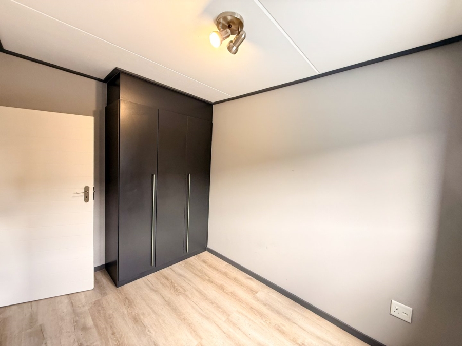 To Let 2 Bedroom Property for Rent in Montana Gauteng