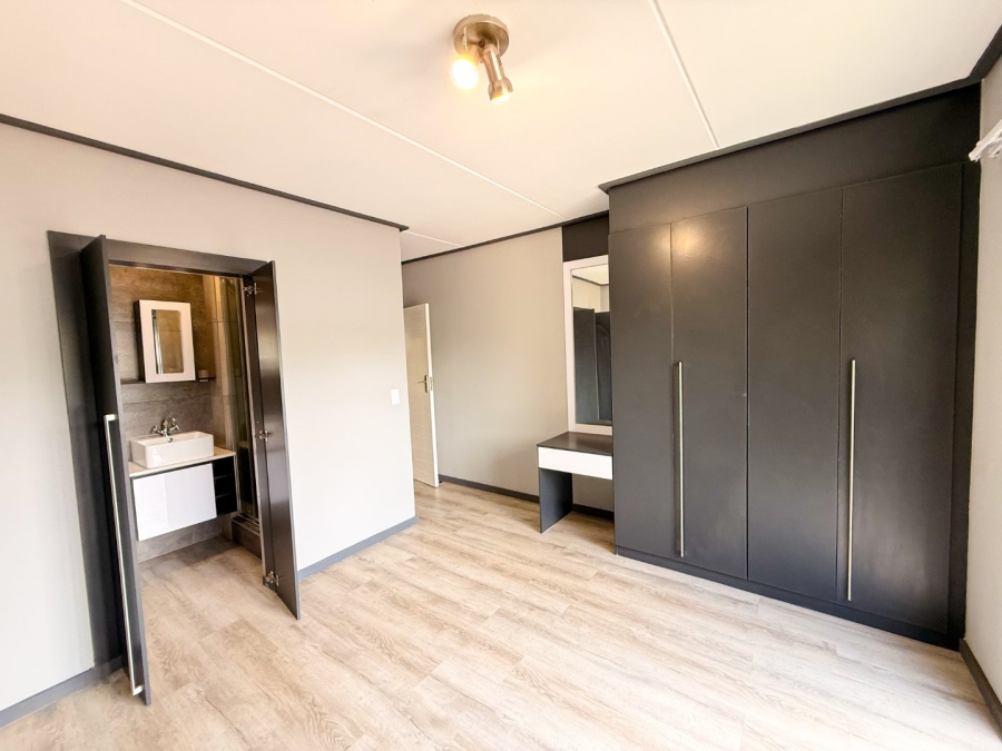 To Let 2 Bedroom Property for Rent in Montana Gauteng