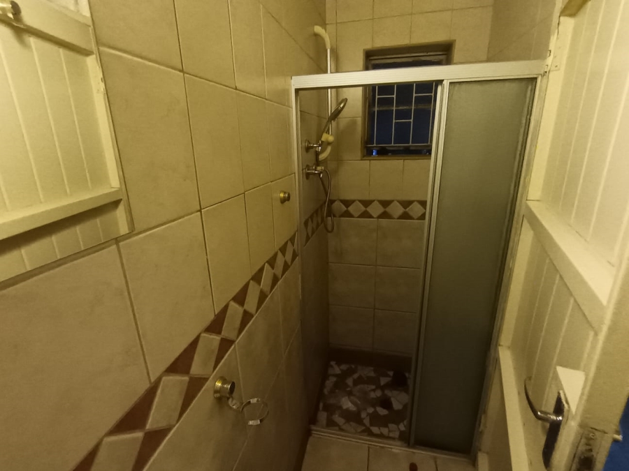 To Let 1 Bedroom Property for Rent in Moregloed Gauteng