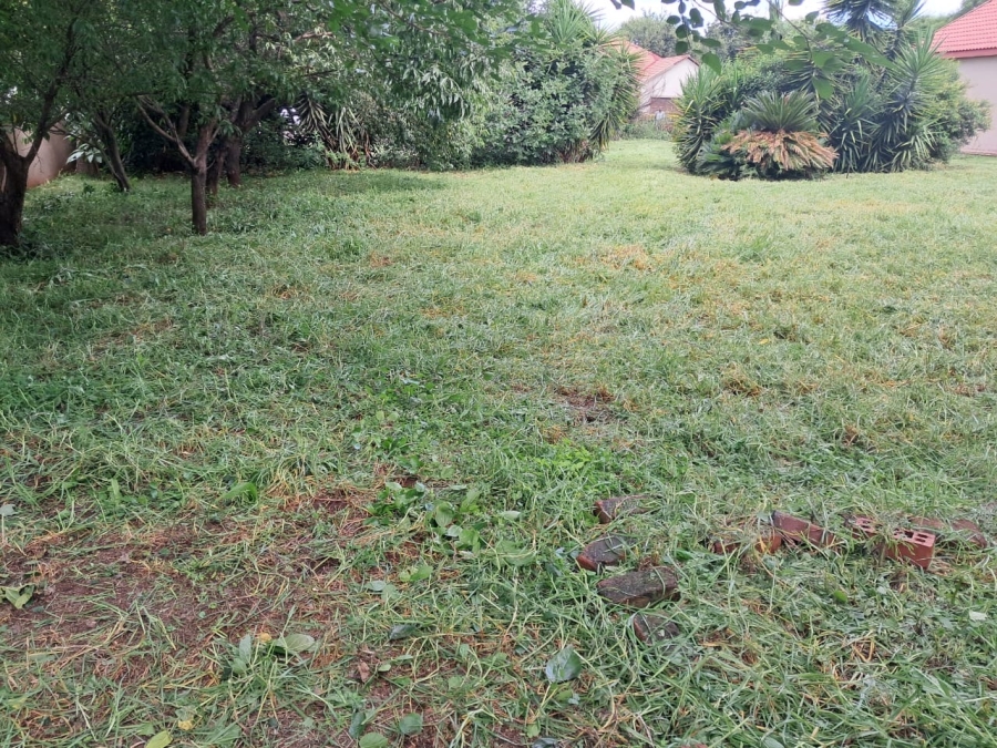 Commercial Property for Sale in Monavoni Gauteng